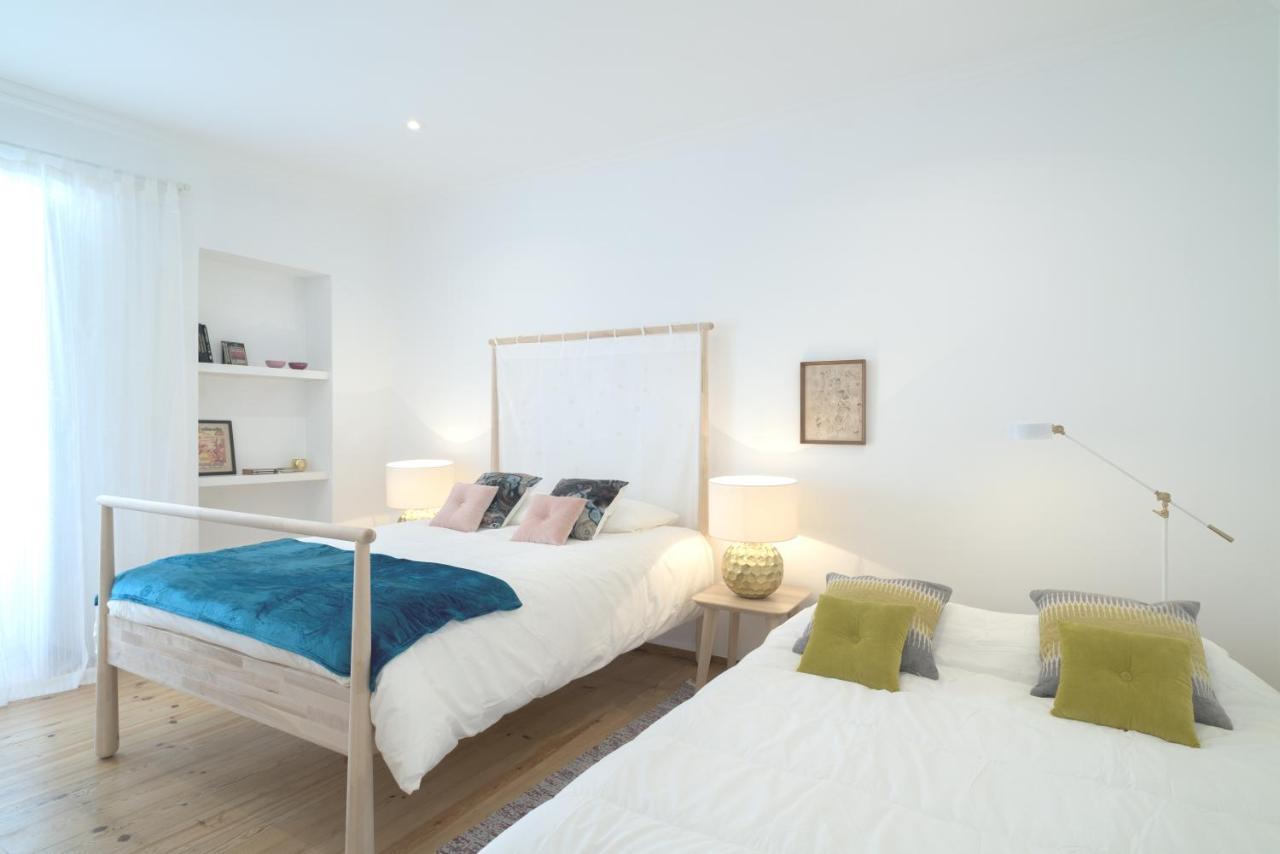 Spacious Bairro Alto Apartment With Courtyard, By Timecooler Lisboa Extérieur photo