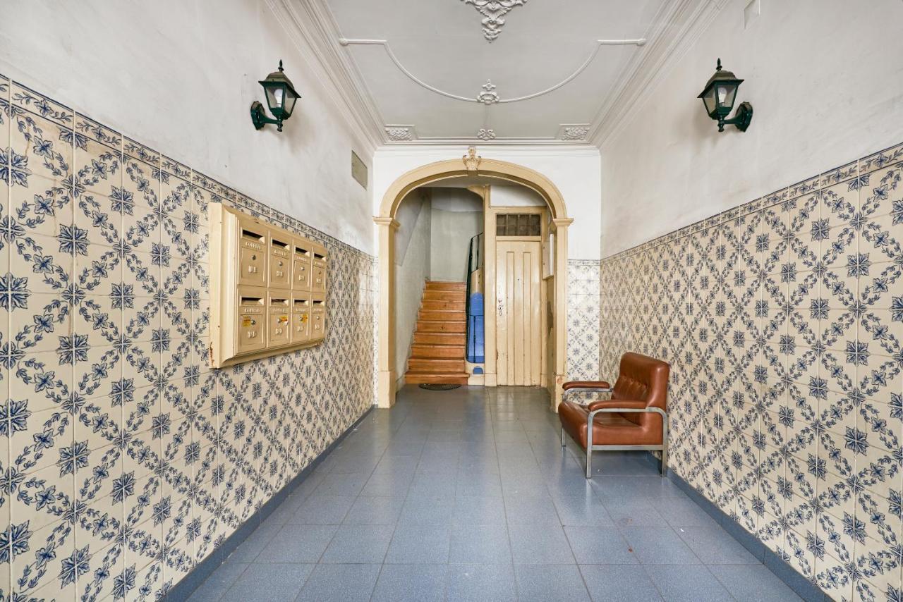 Spacious Bairro Alto Apartment With Courtyard, By Timecooler Lisboa Extérieur photo